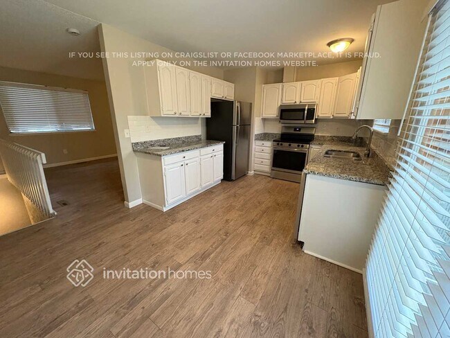 Building Photo - 18516 W 59th Dr
