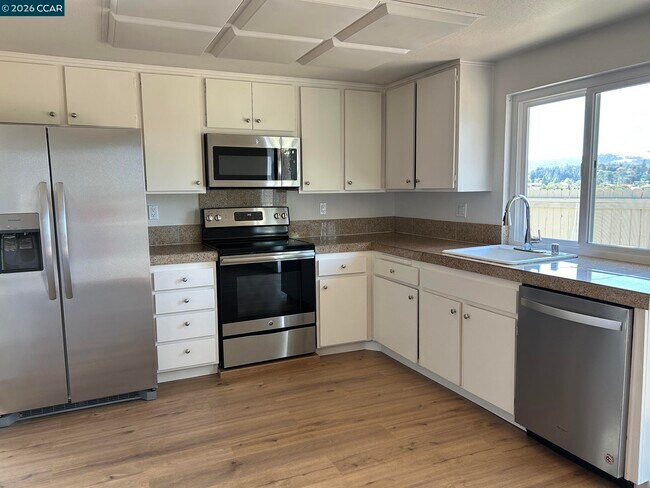 Foto del edificio - 2472 Morello Heights Cir