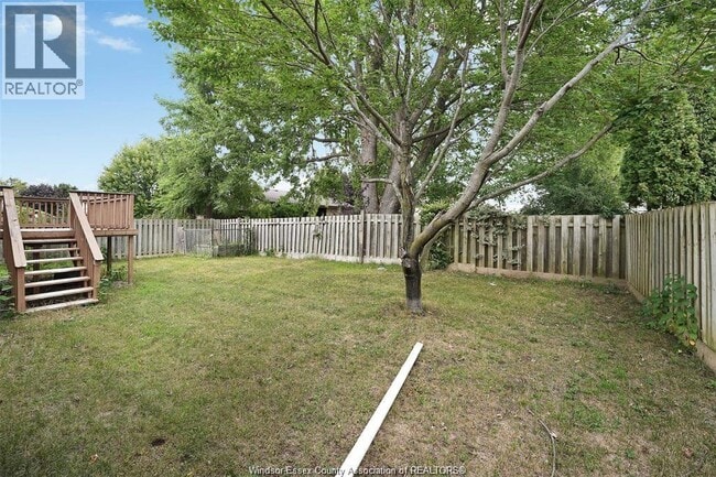 Building Photo - 3268 Robinet Rd