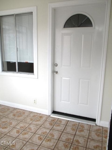 Building Photo - 4338 Floral Dr