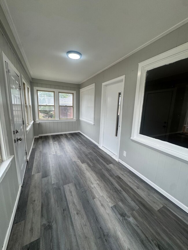 Foto del edificio - Beautiful 2-bedroom house for Rent AVAILAB...