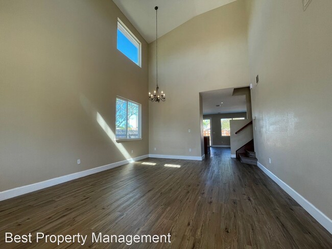 Building Photo - 4 br, 3 bath House - 10 Leila Ct