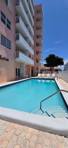 Foto del edificio - 3201 NE 14th Street Causeway