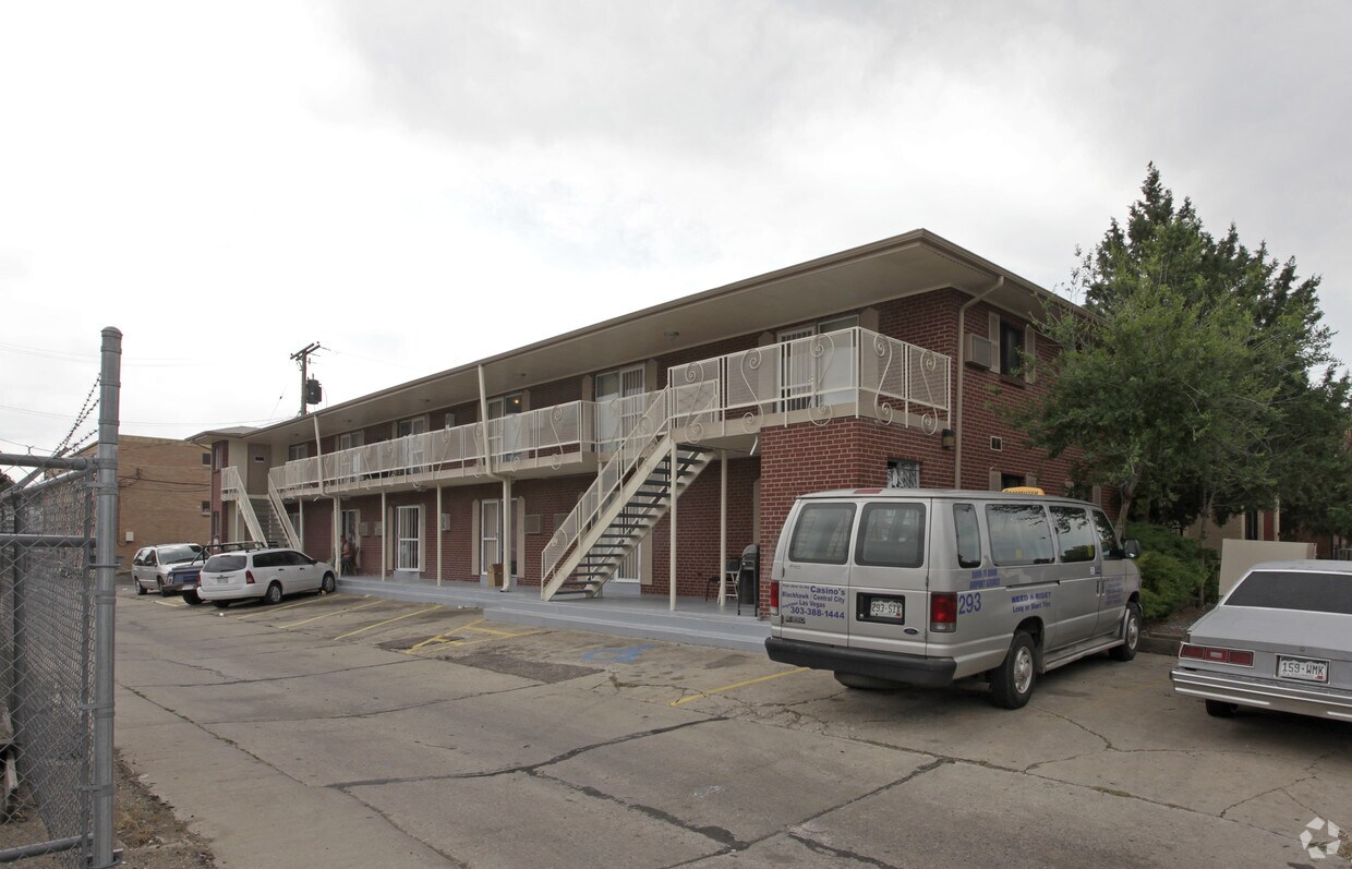 1474 Xenia St Apartments in Denver, CO