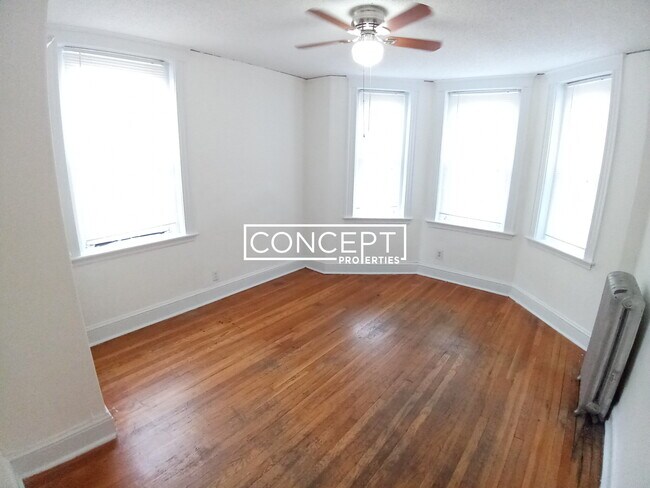 Building Photo - 5 Barrows St