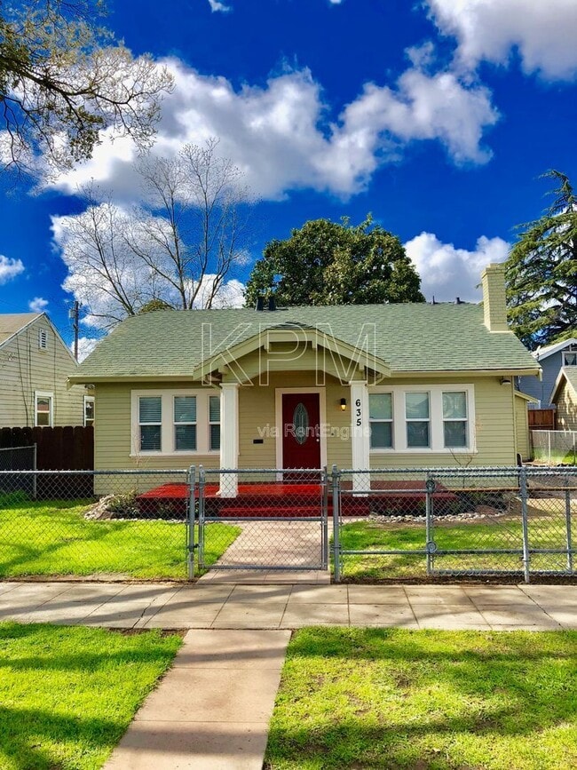 Building Photo - 635 Argonaut St