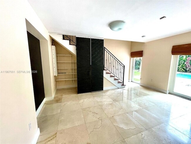 Foto del edificio - 10672 SW 77th Ave