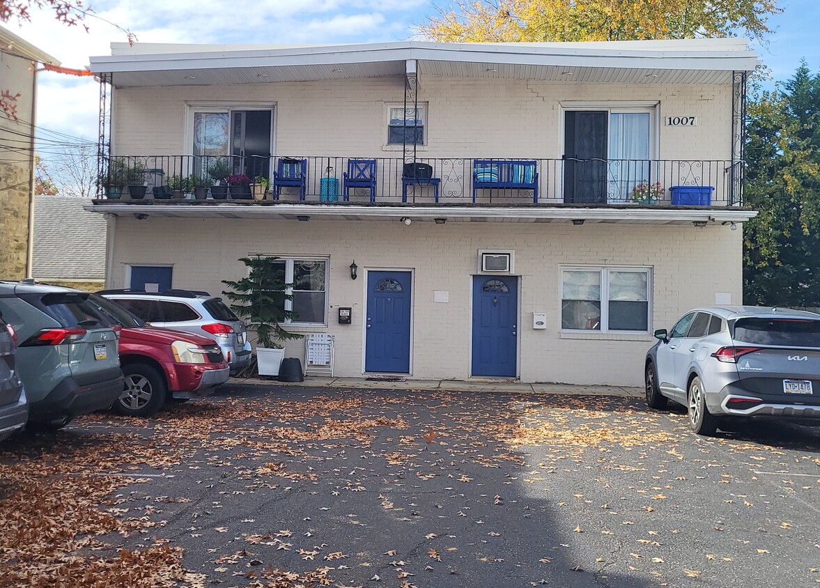 Unit E, Lower left door - Swarthmore