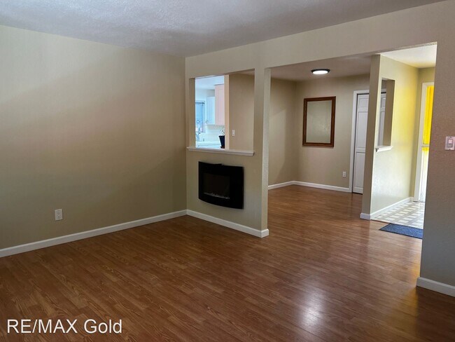 Building Photo - 3 br, 2 bath House - 515 Nancy Circle