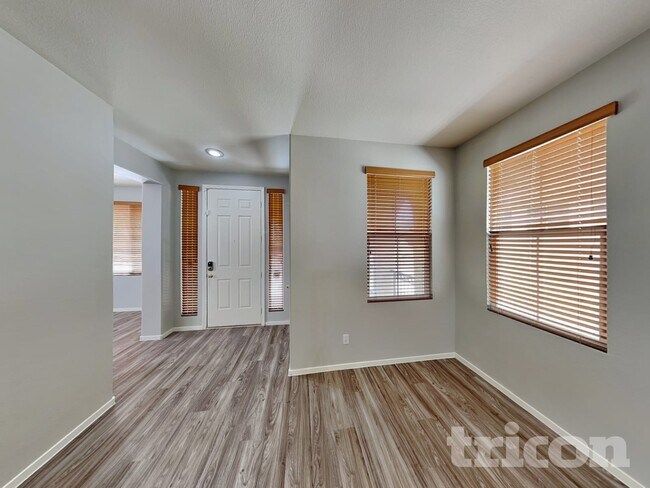Building Photo - 4352 Hera Temple Ave