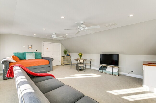 Foto del edificio - 408 Owen Ct