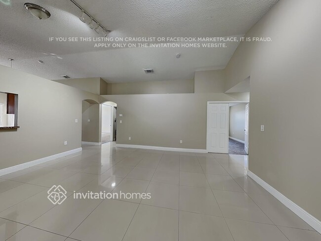 Building Photo - 1001 NW 125th Terrace