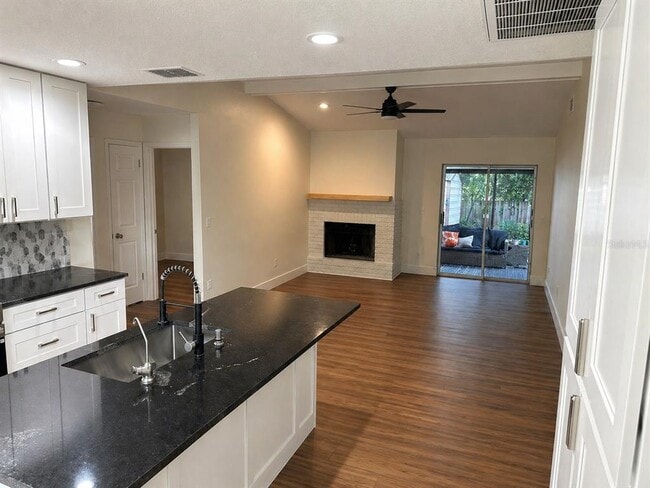 Building Photo - 5114 Gainesville Dr