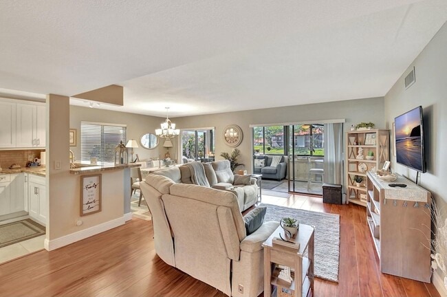 Photo - 10663 Ocean Palm Way Apartment