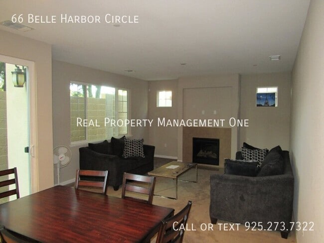 Building Photo - 66 Belle Harbor Cir