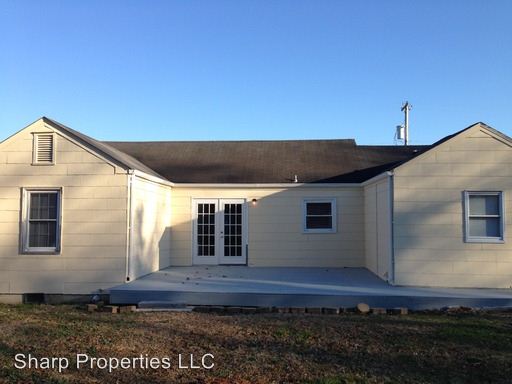 Building Photo - 1513 Maxwell Rd