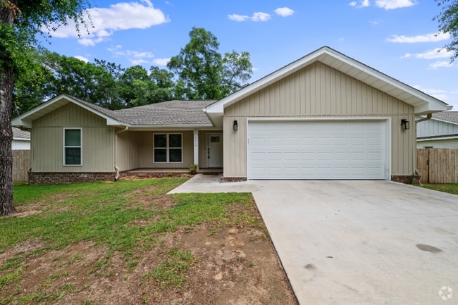 Building Photo - 6315 Bethany Dr