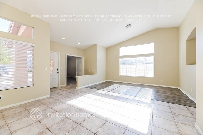 Foto del edificio - 8927 Termoli St