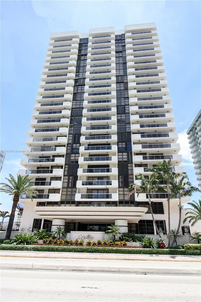 Building Photo - 5757 Collins Ave