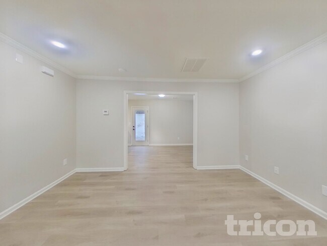 Foto del edificio - 5850 Brookfield Pointe Dr