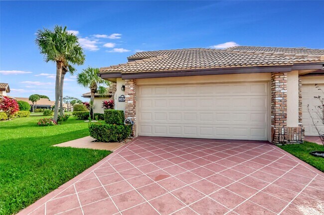 Building Photo - 8224 Cassia Dr