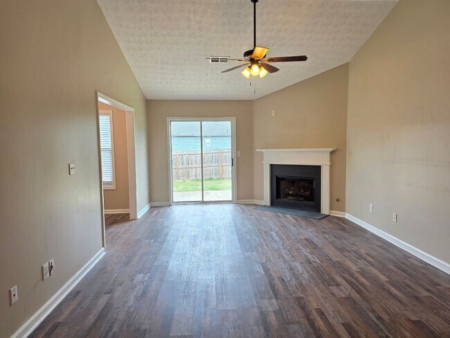 Photo - Rare 3 bed 2 bath ranch located in Acworth House