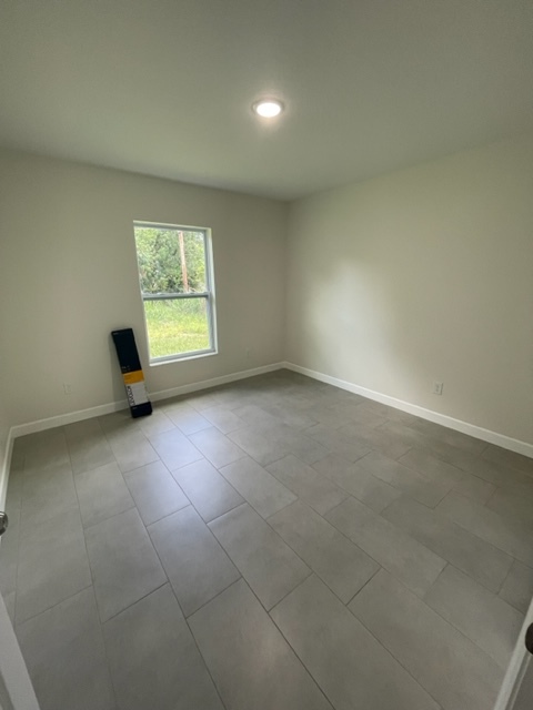 Foto del edificio - 835 Kenilworth Ct