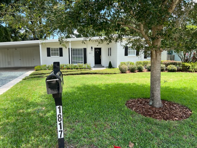 Foto del edificio - 1817 Loch Berry Rd