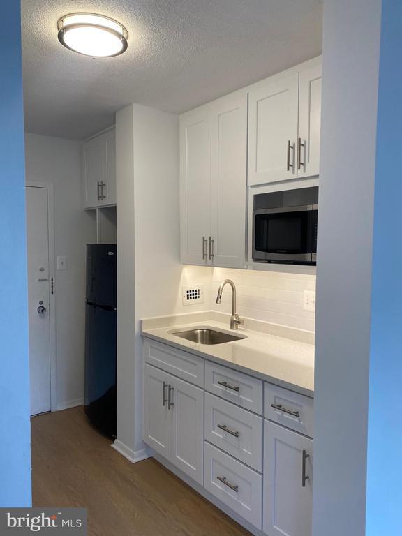 Building Photo - 5500 Friendship Blvd