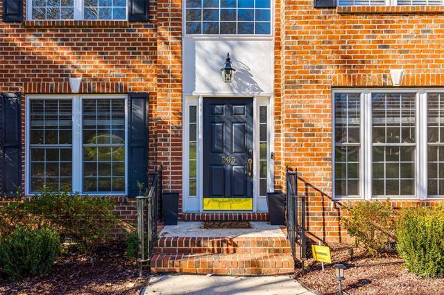 Foto del edificio - 505 Shadow Cove Ln