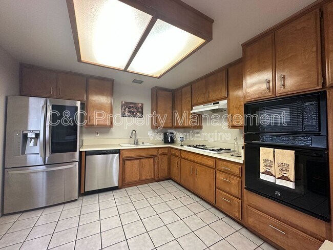 Foto del edificio - 26314 Driftwood Ln