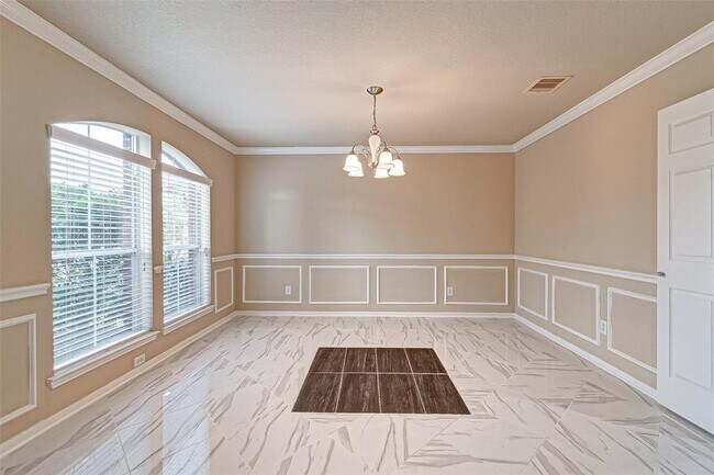 Foto del edificio - 2215 Megellan Point Ln