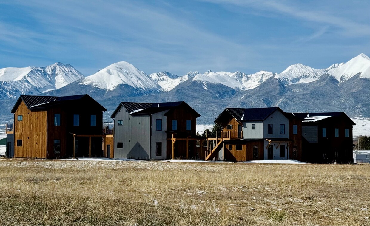 Brand new construction with views of the majestic Sangre De Cristo mountains! - 102 Second St