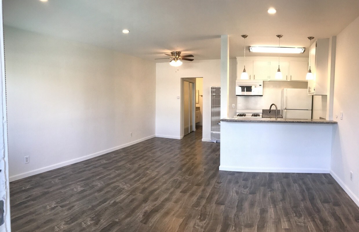 15925 Victory Blvd Unit 217, Van Nuys, CA 91406 Apartment for Rent in