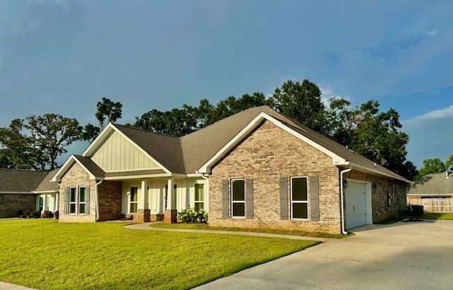 Building Photo - 1707 Amelia Dr E