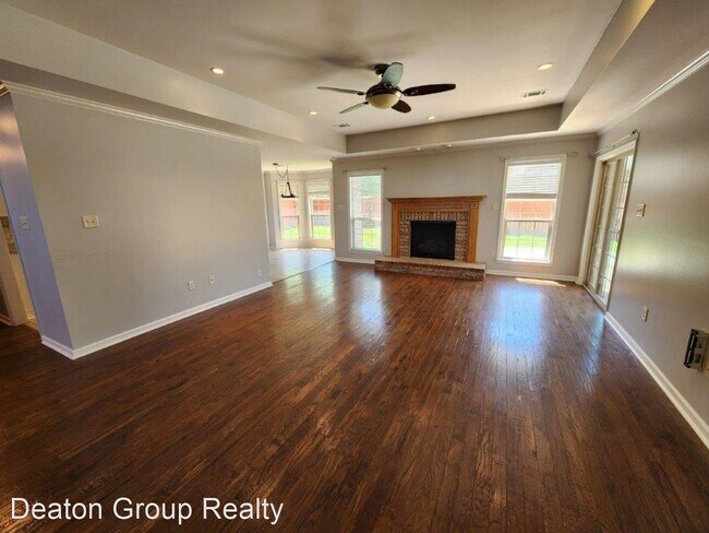 Building Photo - 3 br, 2 bath House - 2501 Durango Drive