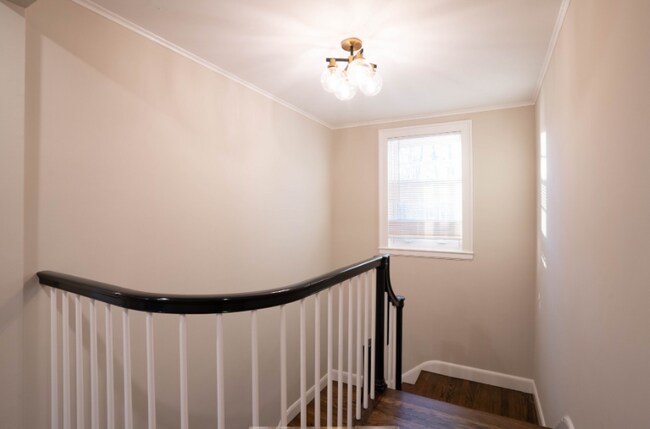 Building Photo - 40 Puddingstone Ln