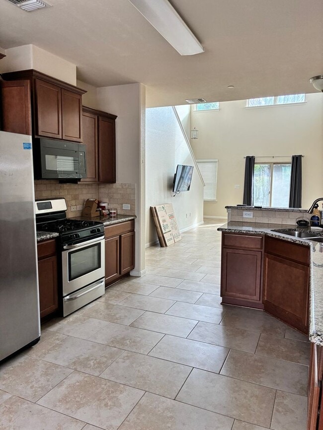 Foto del edificio - Bright 3BR 3BA Home w/ Community Pool & Dog Park • Fenced Backyard • Attached Garage in Round Rock