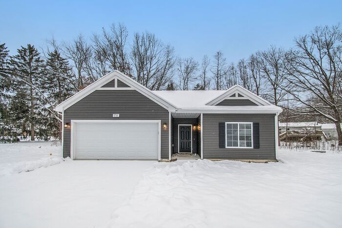 Primary Photo - 1733 Bluff Ridge Ct