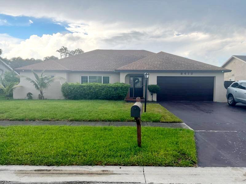 8413 Linden Way, Lake Worth, FL 33467 House for Rent in Lake Worth