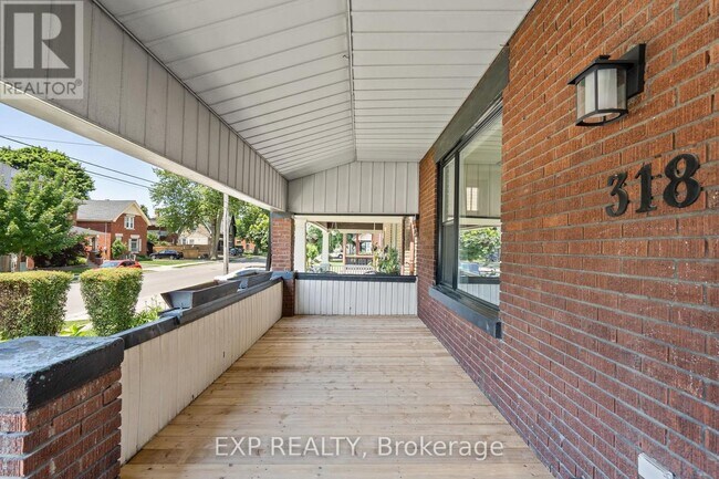 Photo du bâtiment - 318-318 Ashland Ave