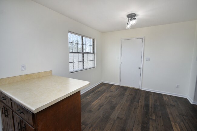 Foto del edificio - 2562 Spirit Creek Rd