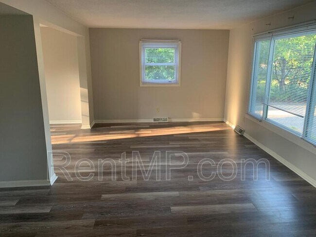 Foto del edificio - 1915 S Stockman Rd