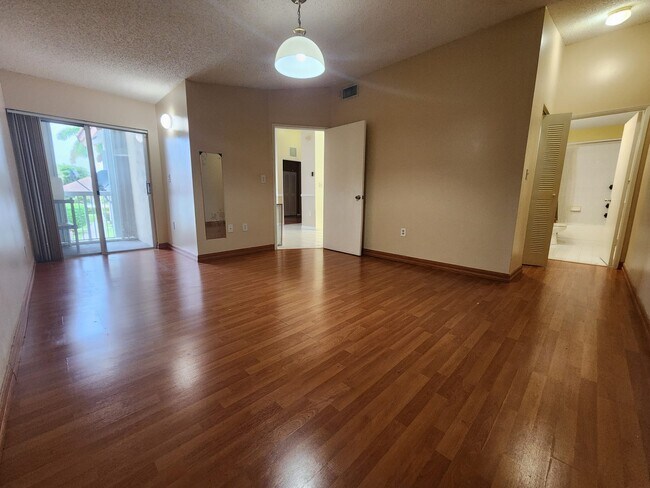 Foto del edificio - 7655 SW 153rd Ct