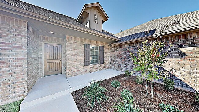 Building Photo - 1712 W Zachary Way