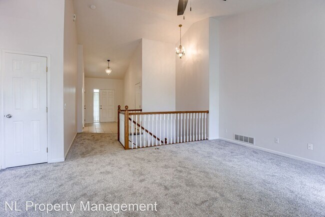 Building Photo - 4 br, 3 bath House - 11286 S 200th St.