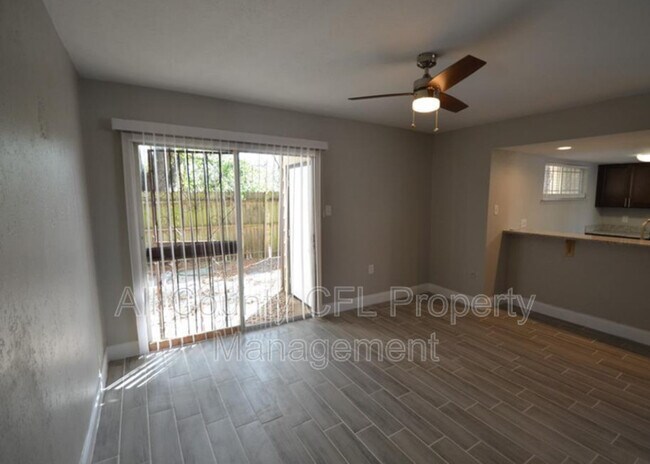 Building Photo - 3922 Crayrich Cir