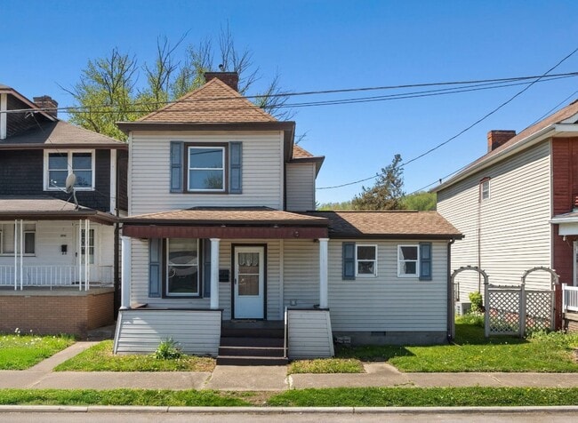 Building Photo - 3725 Lincoln Ave