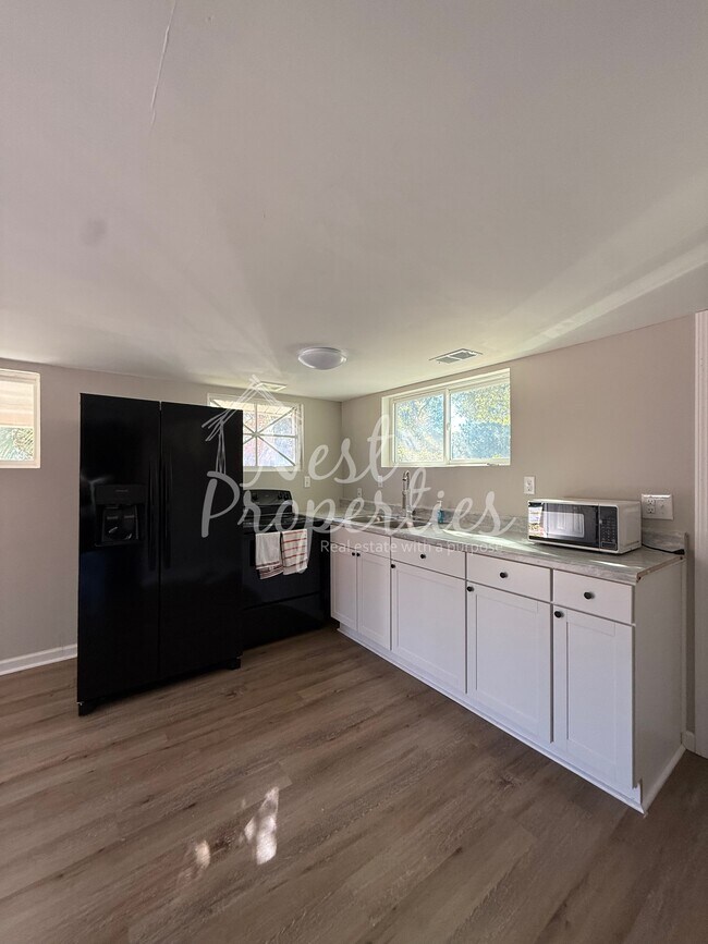 Foto del edificio - 4821 Norman St