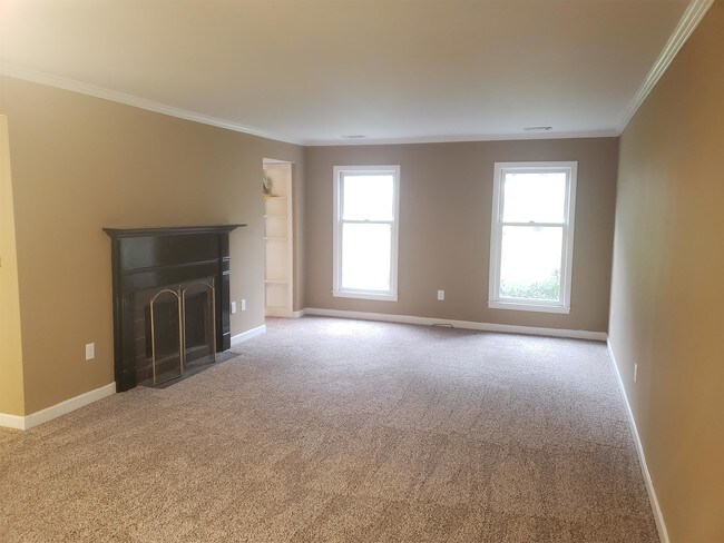 Building Photo - 108 Birch Grove
